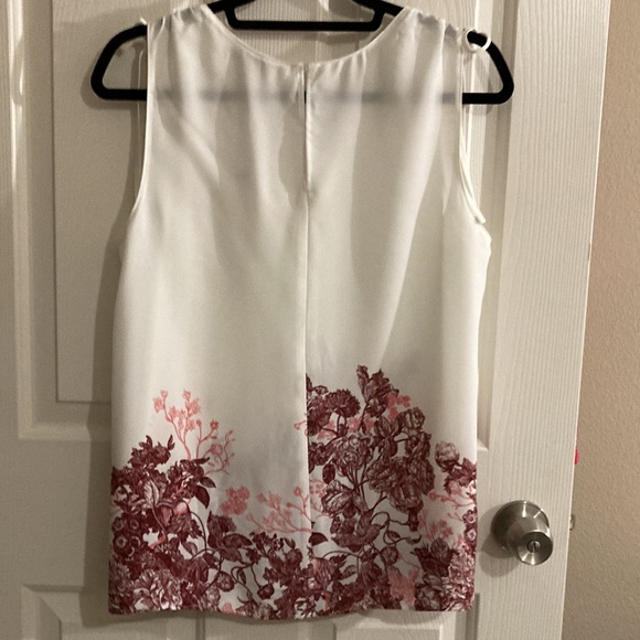 Loft white sleeveless blouse with floral border tie-ups on the shouldersSize M - Picture 6 of 10